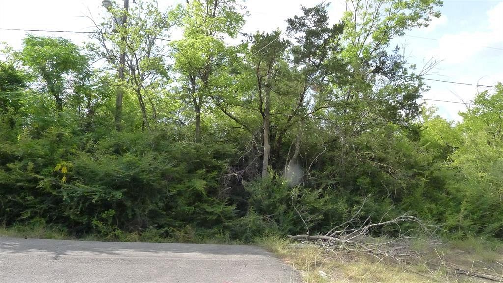 6 Acres of Residential Land for Sale in Dallas, Texas
