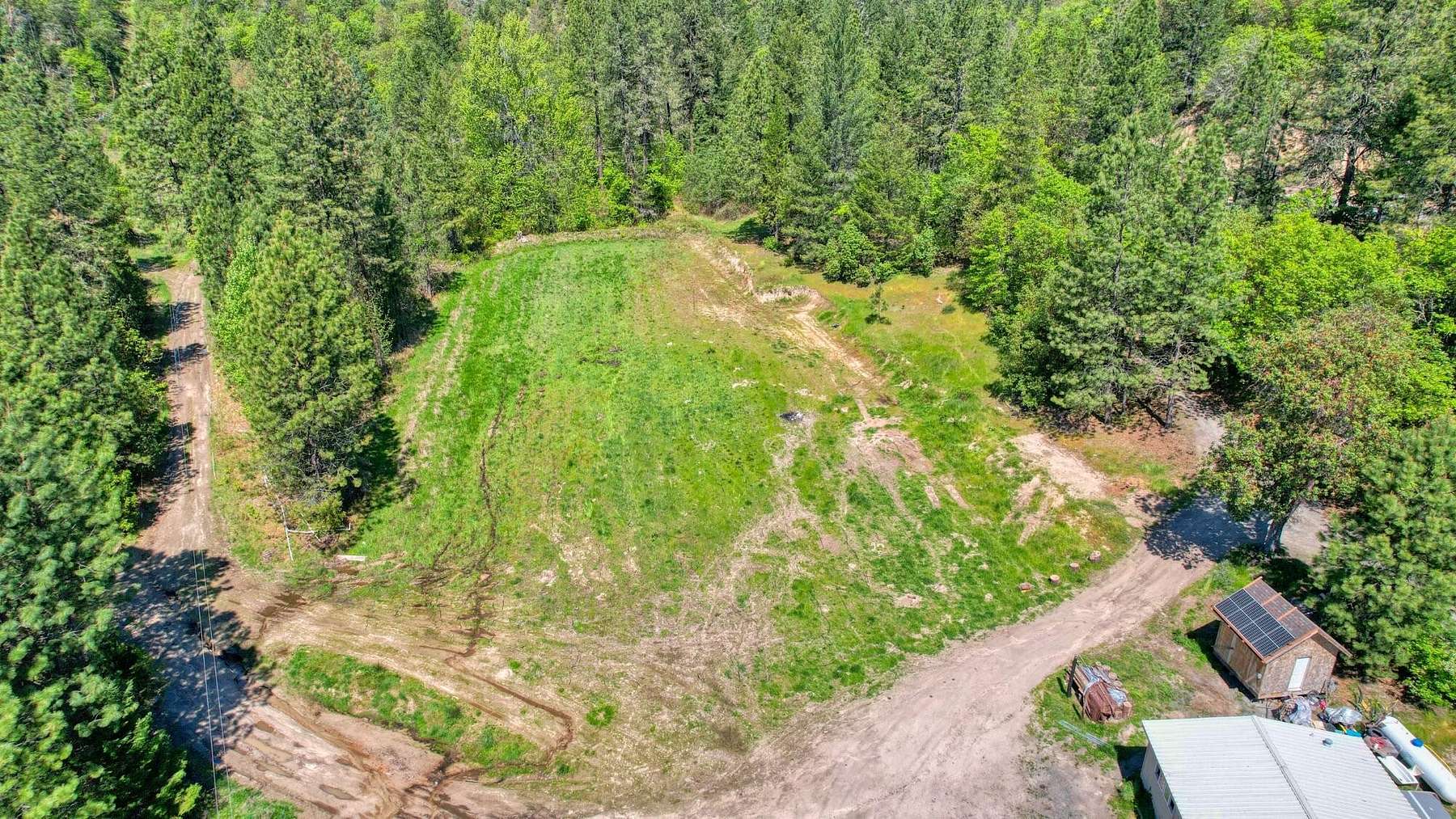 134 Acres of Agricultural Land with Home for Sale in Grants Pass, Oregon