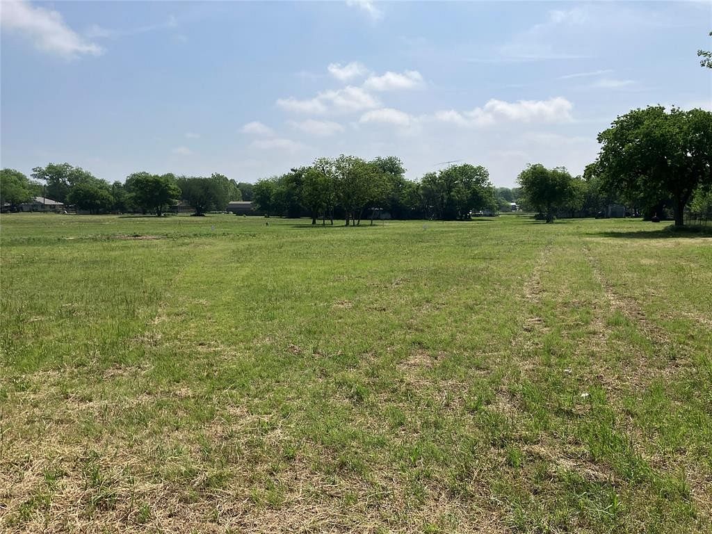 2 Acres of Residential Land for Sale in Dublin, Texas