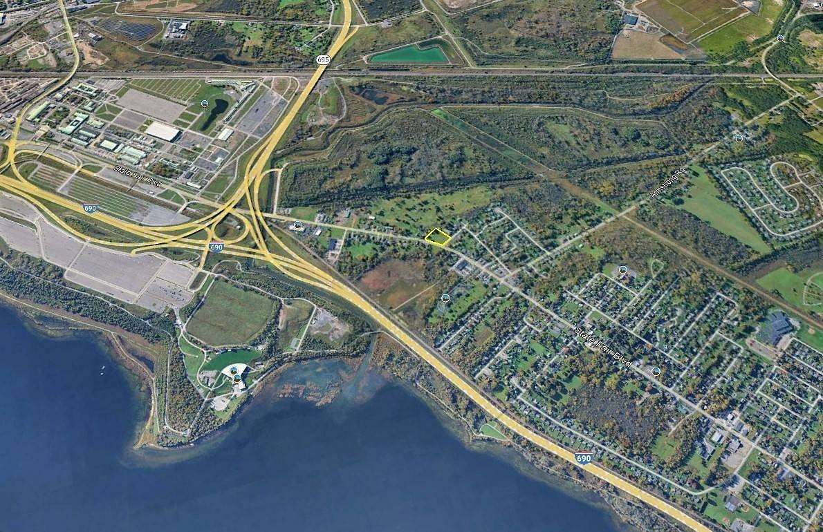 1.55 Acres of Commercial Land for Sale in Geddes Town, New York