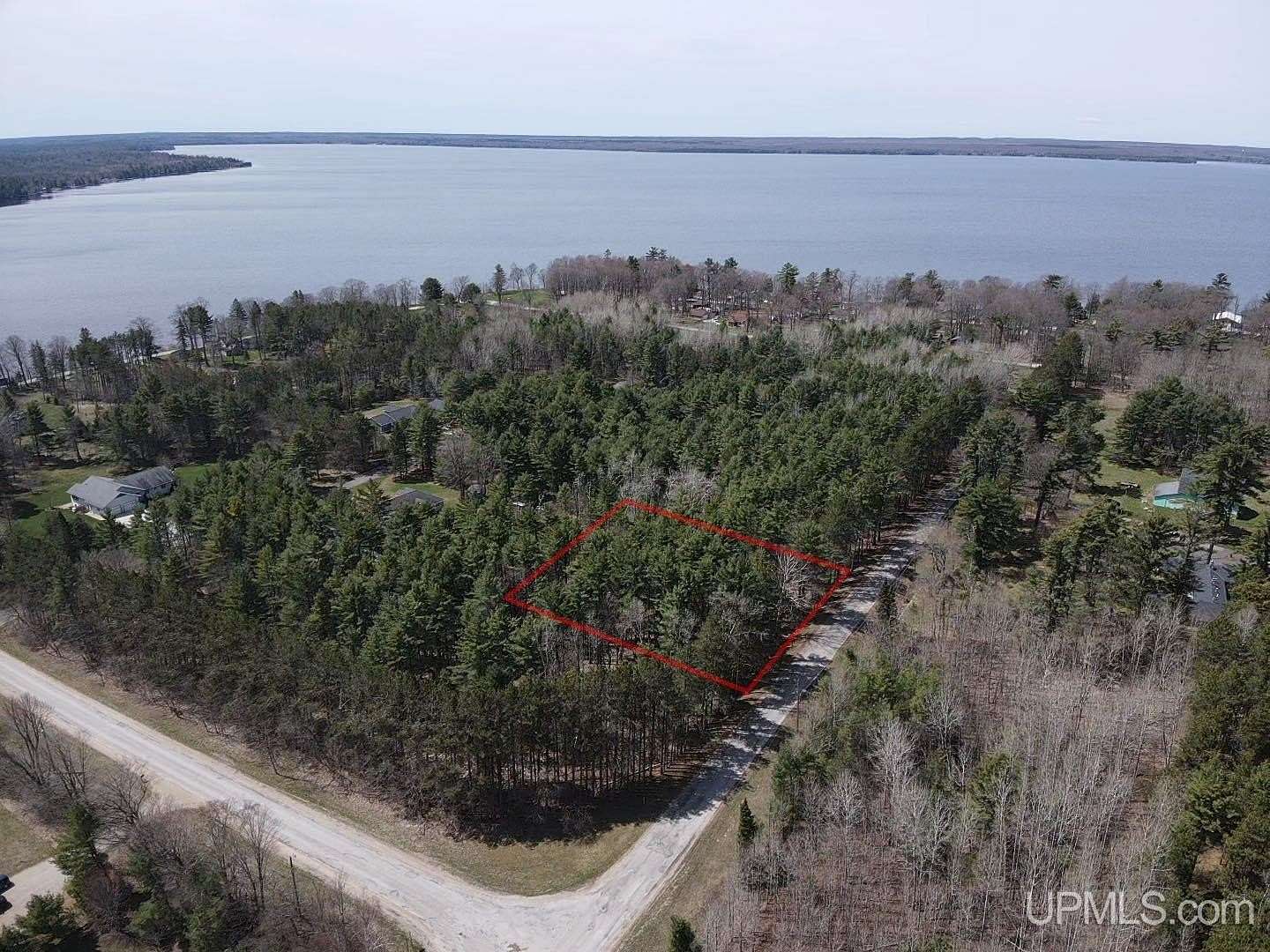 1.12 Acres of Residential Land for Sale in Manistique, Michigan
