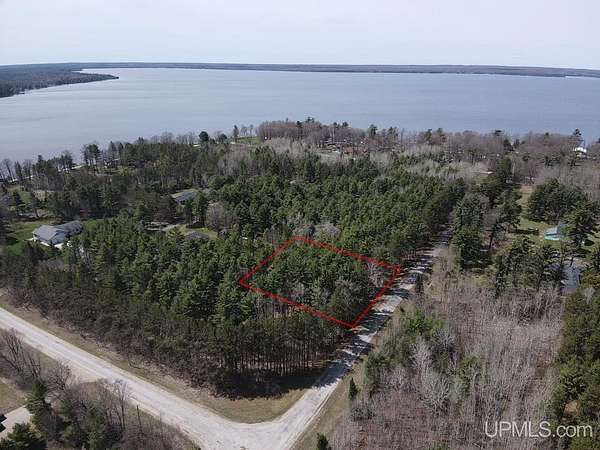 1.12 Acres of Residential Land for Sale in Manistique, Michigan