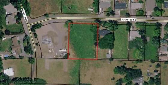 0.92 Acres of Residential Land for Sale in Medford, Oregon