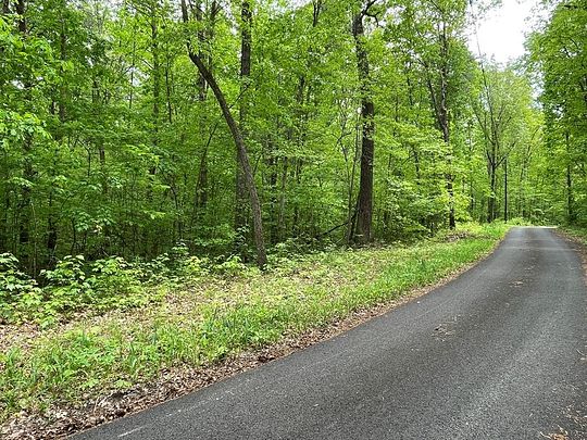 1.6 Acres of Residential Land for Sale in Jamestown, Tennessee