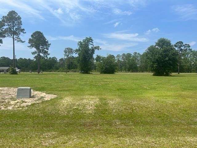 0.77 Acres of Residential Land for Sale in Willacoochee, Georgia