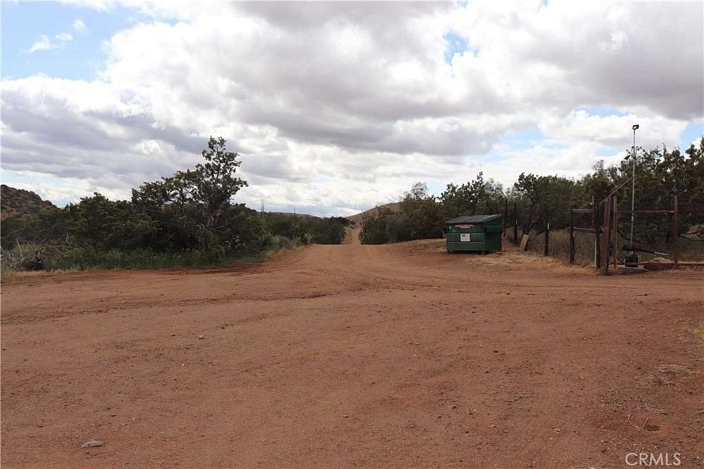 22.8 Acres of Land for Sale in Acton, California
