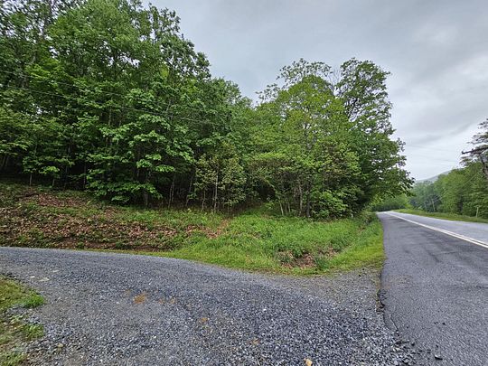 3.8 Acres of Residential Land for Sale in Flag Pond, Tennessee