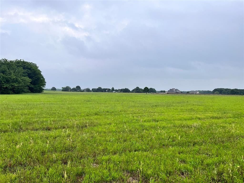 1.2 Acres of Land for Sale in Corsicana, Texas