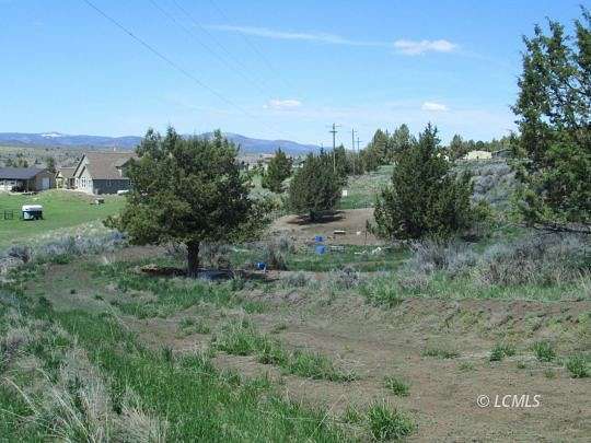 3.1 Acres of Residential Land for Sale in Lakeview, Oregon