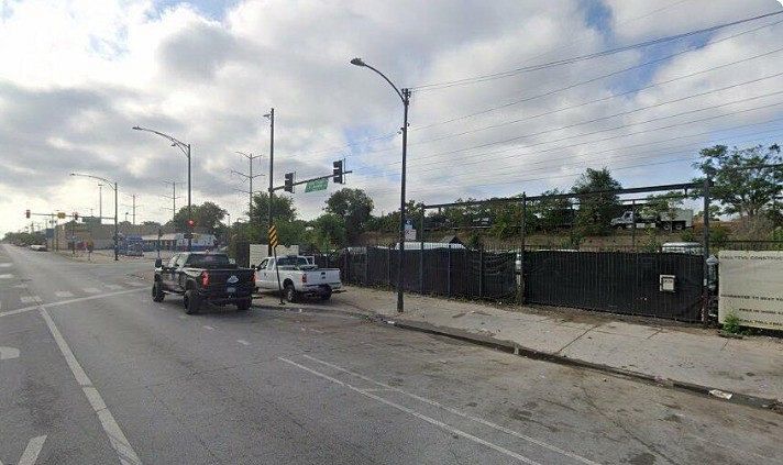 0.34 Acres of Commercial Land for Sale in Chicago, Illinois