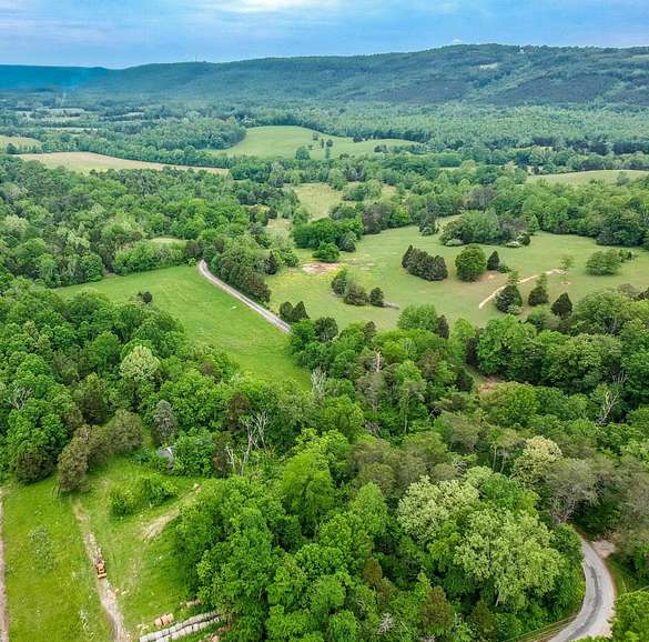 20 Acres of Land for Sale in Spring City, Tennessee
