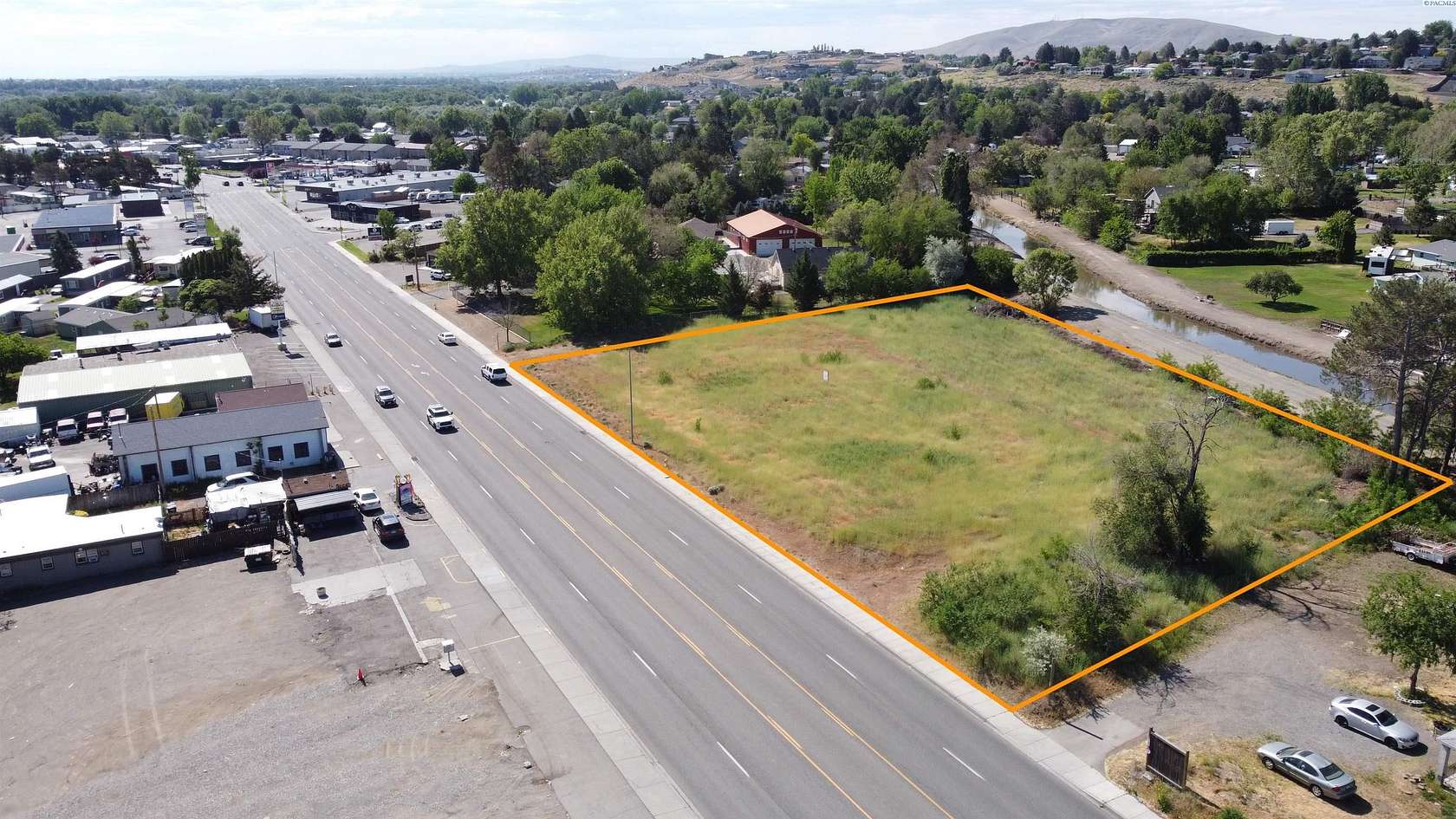 1.57 Acres of Commercial Land for Sale in West Richland, Washington