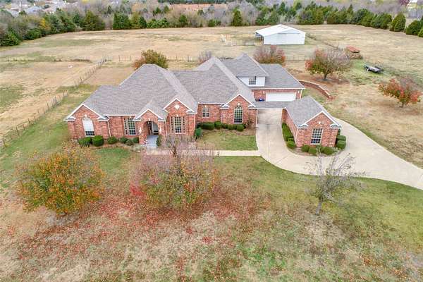 12.4 Acres of Land with Home for Sale in Garland, Texas