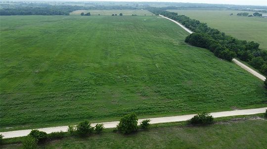 44 Acres of Agricultural Land for Sale in Hubbard, Texas