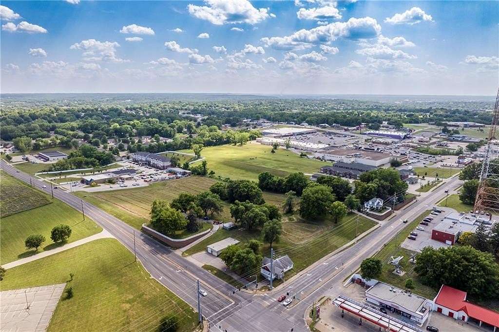 7.39 Acres of Commercial Land for Sale in St. Joseph, Missouri