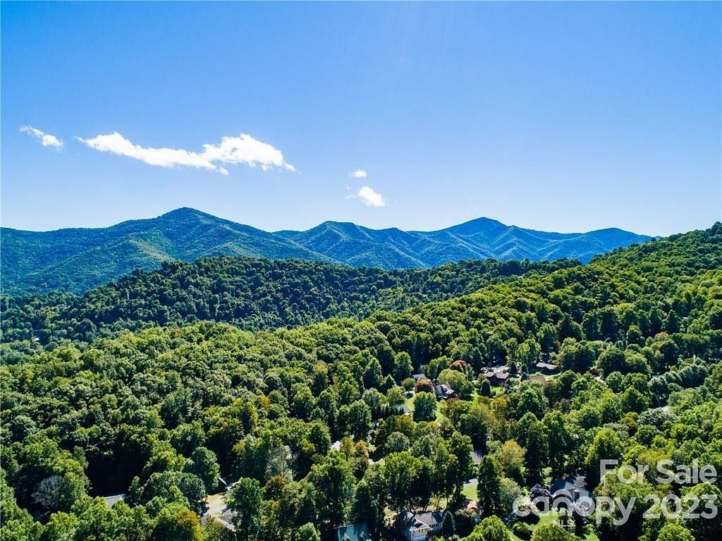 0.93 Acres of Residential Land for Sale in Waynesville, North Carolina