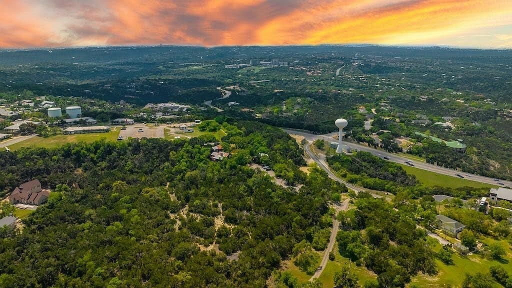 10.2 Acres of Land for Sale in Austin, Texas