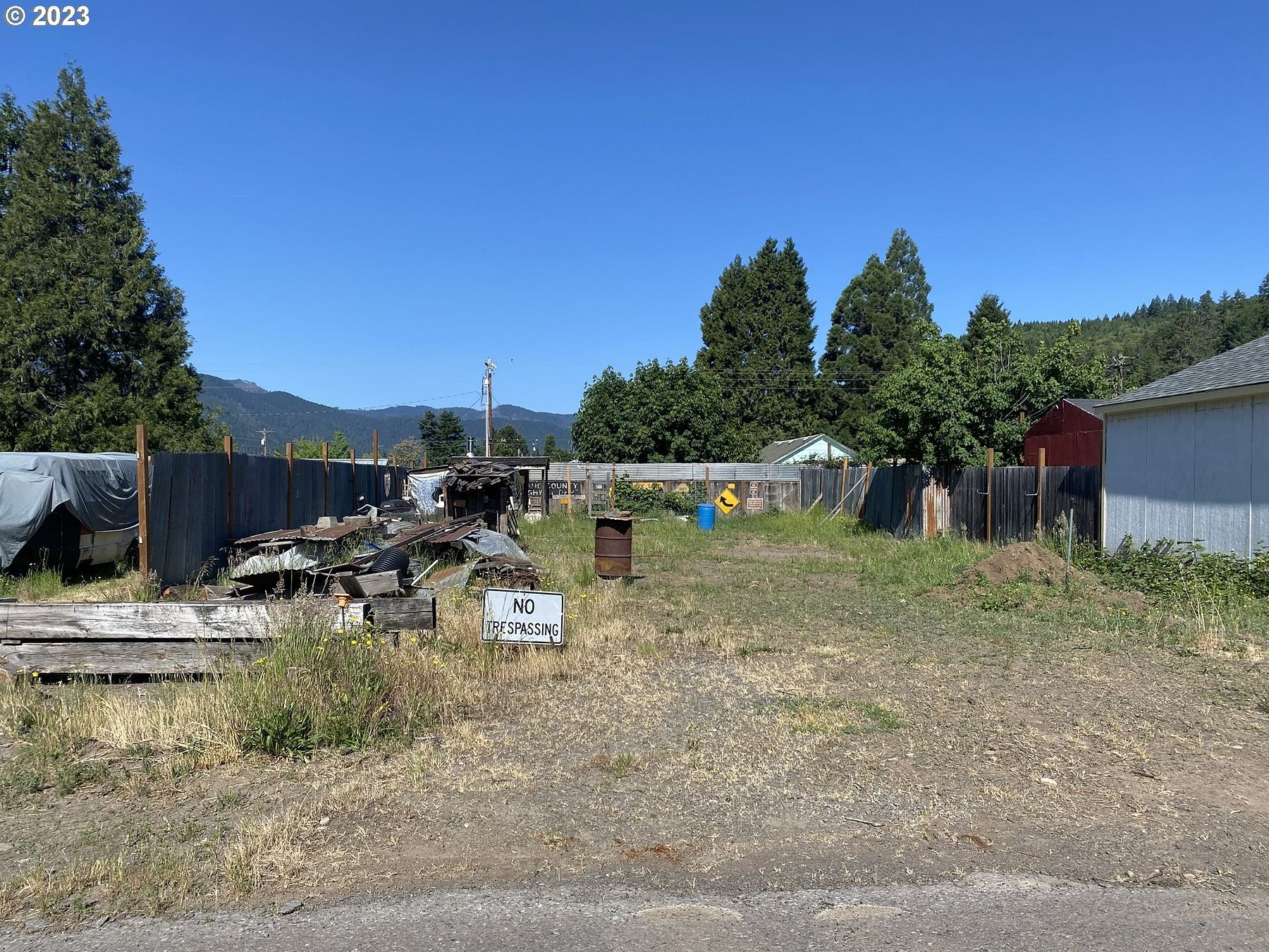 0.11 Acres of Residential Land for Sale in Oakridge, Oregon