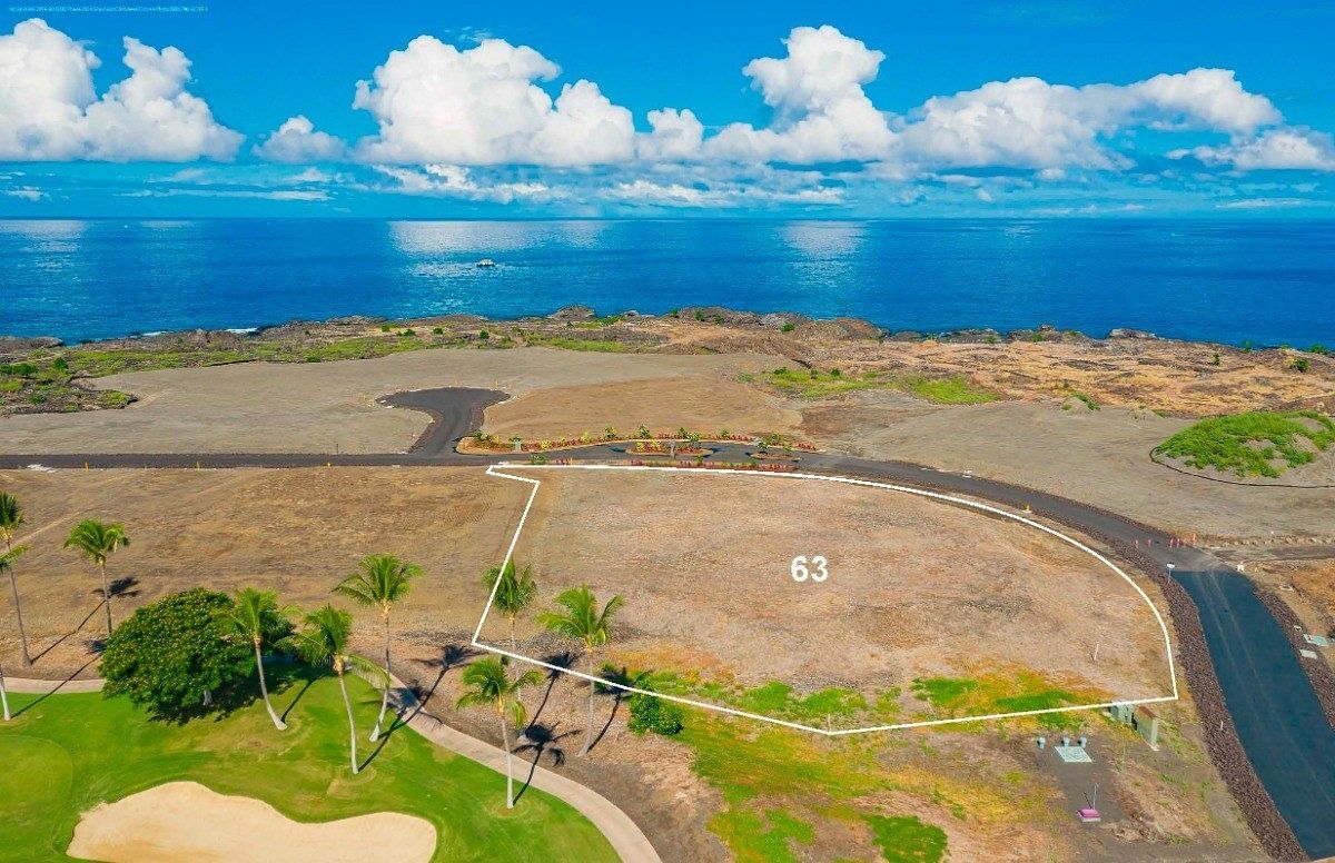 1.6 Acres of Residential Land for Sale in Kealakekua, Hawaii