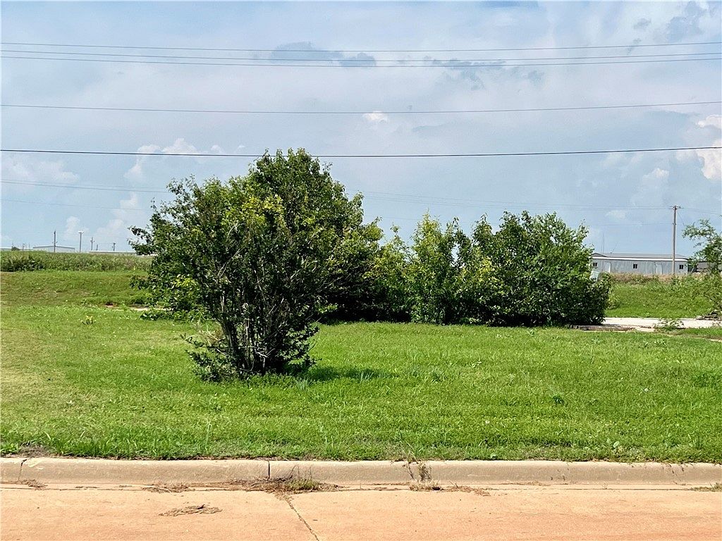 0.25 Acres of Residential Land for Sale in Elk City, Oklahoma