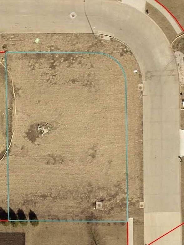 0.32 Acres of Residential Land for Sale in Cedar Falls, Iowa