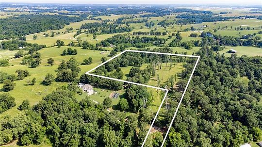 10.7 Acres of Land for Sale in Gentry, Arkansas