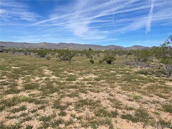 2.4 Acres of Land for Sale in Golden Valley, Arizona