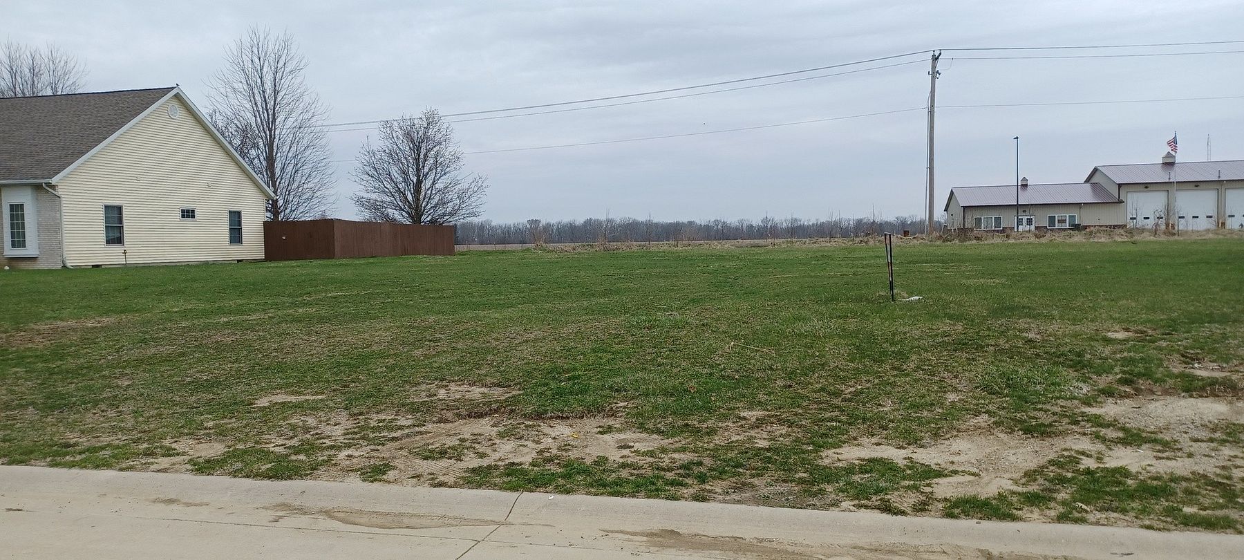Residential Land for Sale in Villa Grove, Illinois