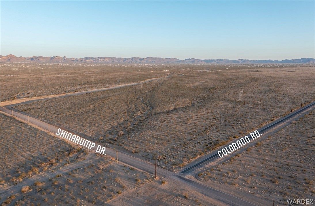 394 Acres of Agricultural Land for Sale in Golden Valley, Arizona