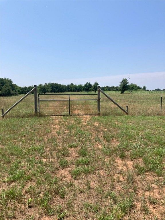 2.4 Acres of Residential Land for Sale in Guthrie, Oklahoma