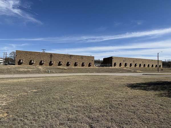 6.85 Acres of Mixed-Use Land for Sale in Mineral Wells, Texas