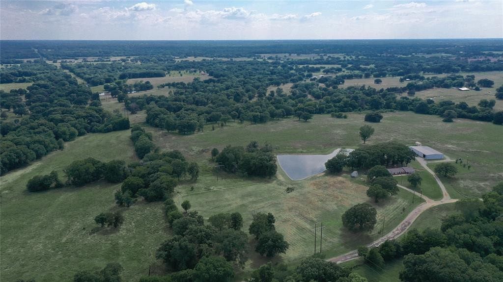 18.305 Acres of Land for Sale in Edgewood, Texas