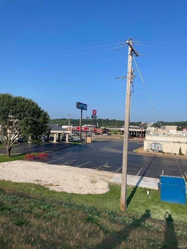 4 Acres of Commercial Land for Sale in Herculaneum, Missouri