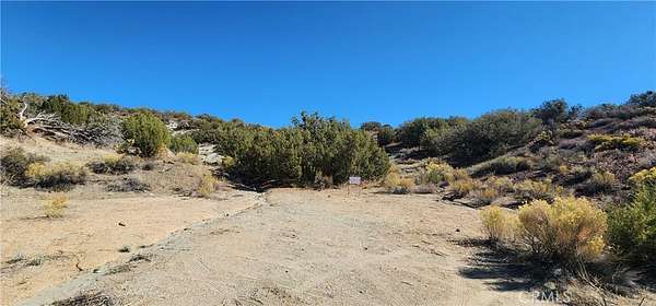 2.46 Acres of Land for Sale in Tehachapi, California