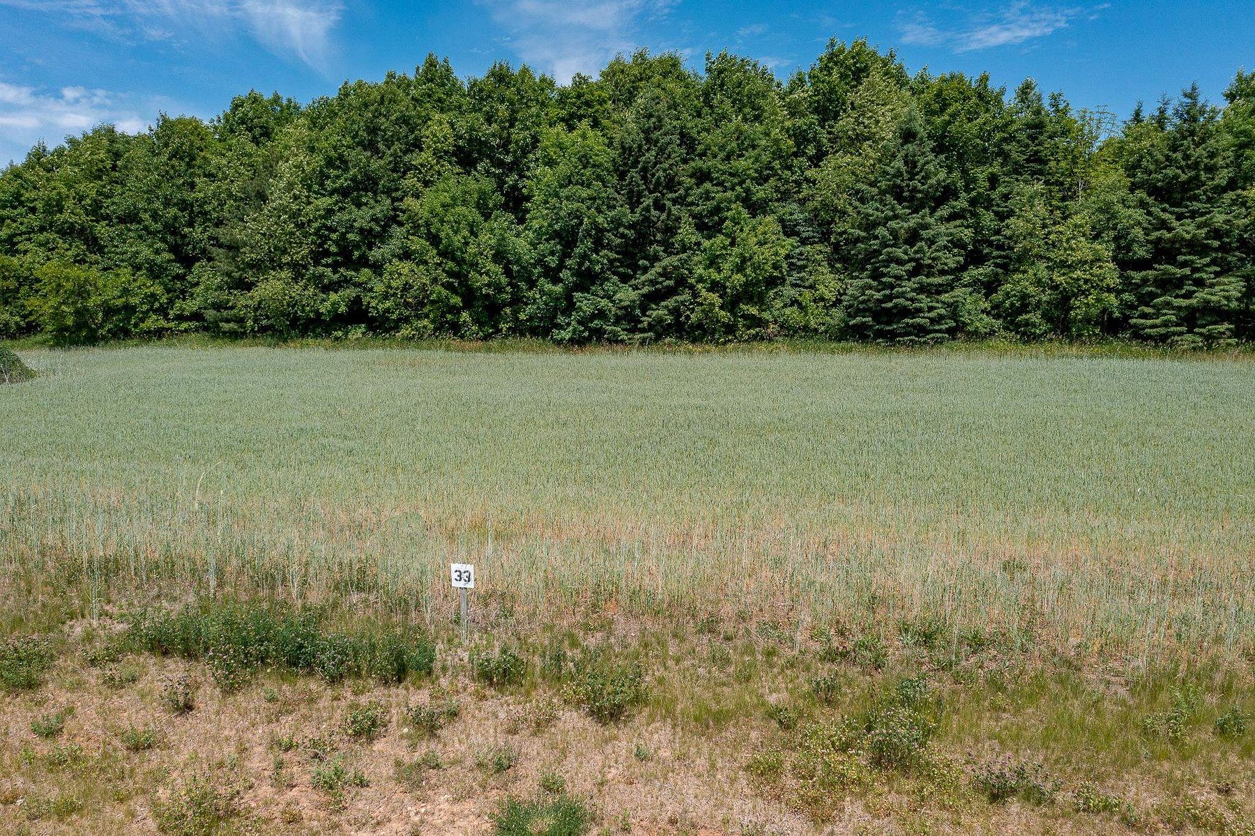 0.89 Acres of Residential Land for Sale in Hortonville, Wisconsin