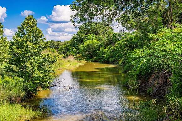 32.6 Acres of Land for Sale in Fredericksburg, Texas