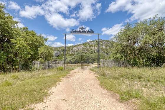 1,037 Acres of Land for Sale in Uvalde, Texas