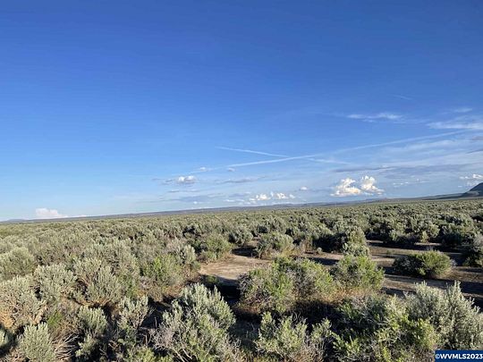 10 Acres of Recreational Land for Sale in Summer Lake, Oregon