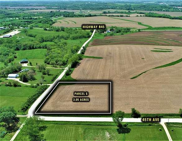 3.1 Acres of Residential Land for Sale in Prole, Iowa