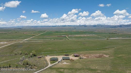 302.25 Acres of Land with Home for Sale in Boulder, Wyoming