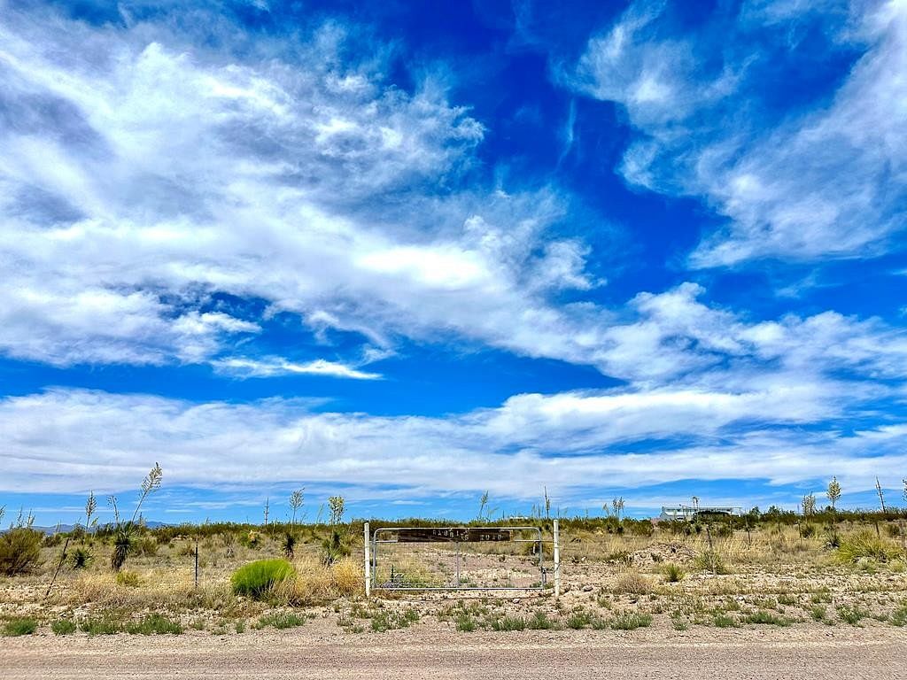 5 Acres of Residential Land for Sale in Marfa, Texas