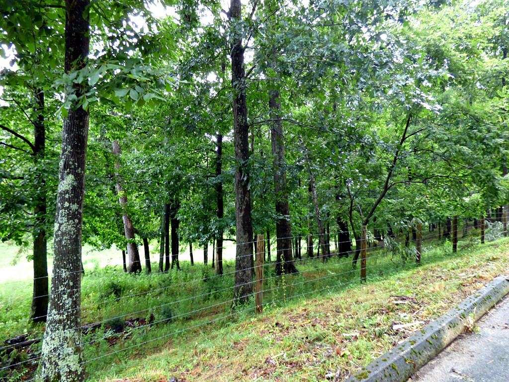 1.7 Acres of Residential Land for Sale in Dandridge, Tennessee