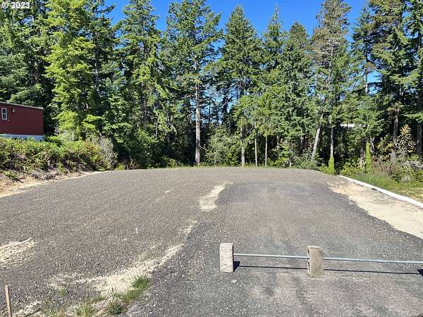 0.25 Acres of Residential Land for Sale in Florence, Oregon