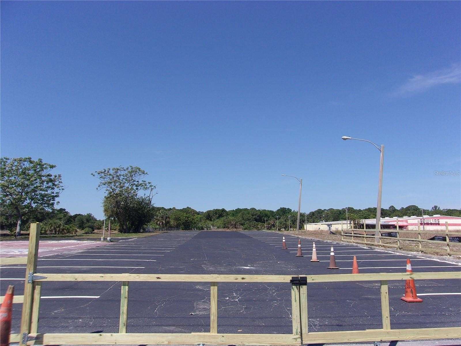 2.33 Acres of Commercial Land for Sale in Hudson, Florida