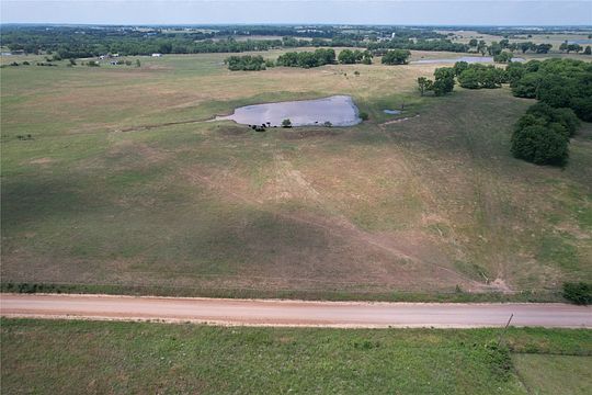 10 Acres of Residential Land for Sale in Earlsboro, Oklahoma