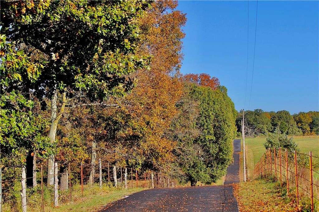 25 Acres of Land with Home for Sale in Harrison, Arkansas