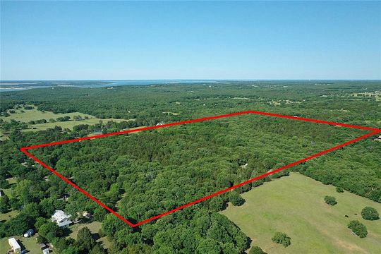 12 Acres of Land for Sale in Pottsboro, Texas