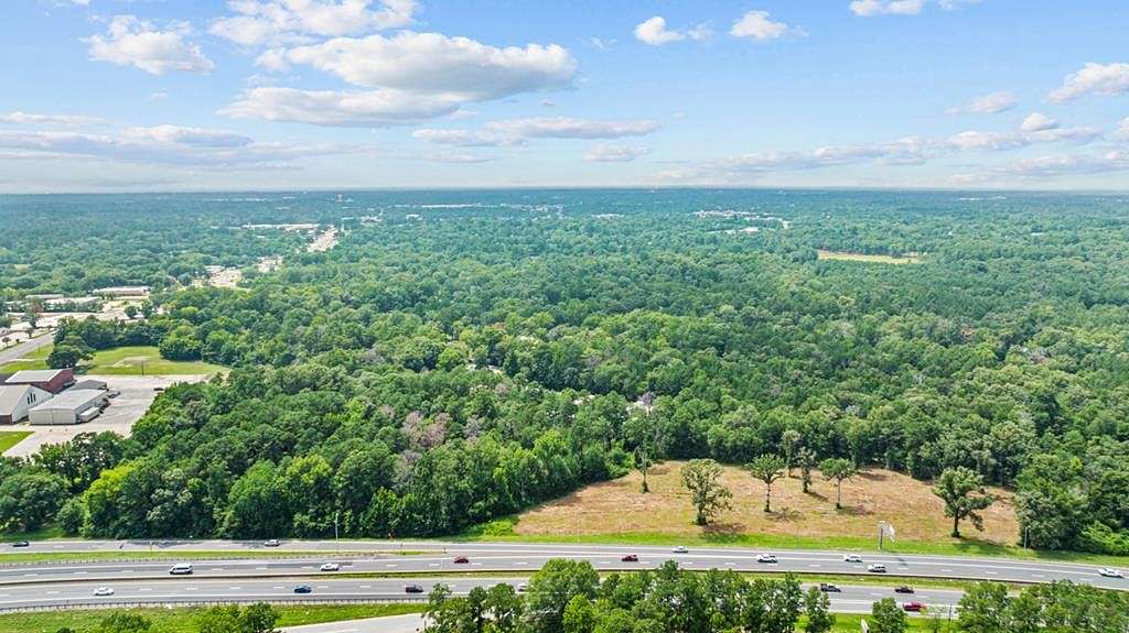 18 Acres of Commercial Land for Sale in Lufkin, Texas