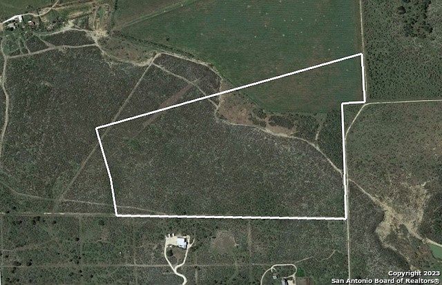 80 Acres of Land for Sale in Uvalde, Texas