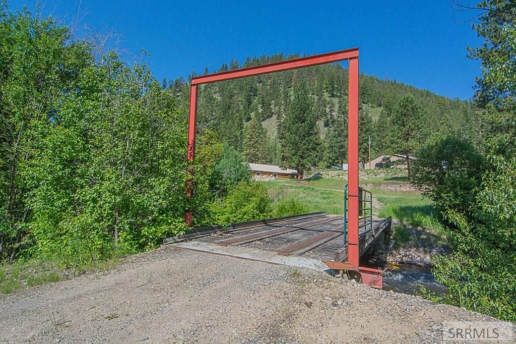 7.5 Acres of Residential Land with Home for Sale in Gibbonsville, Idaho